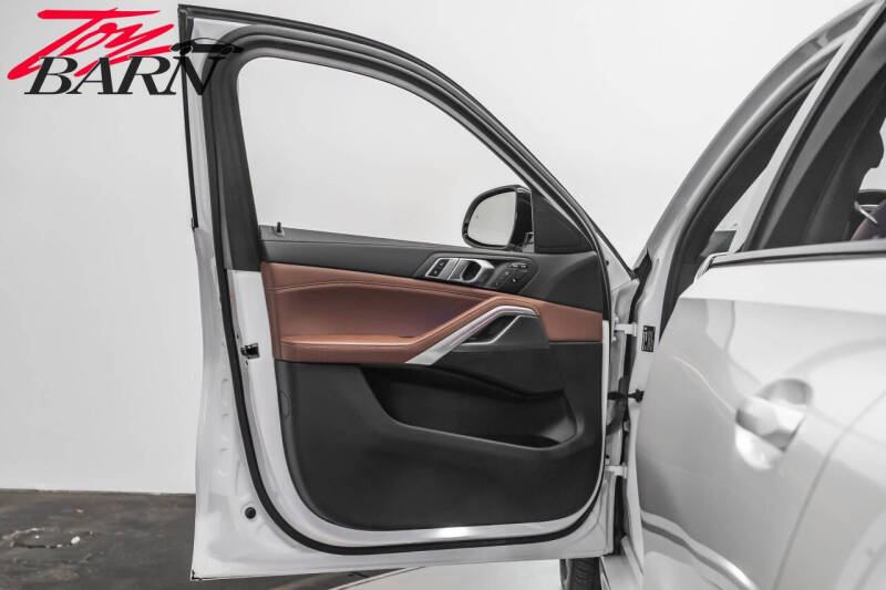 2022 BMW X6 xDrive40i