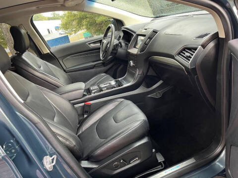 2019 Ford Edge Titanium