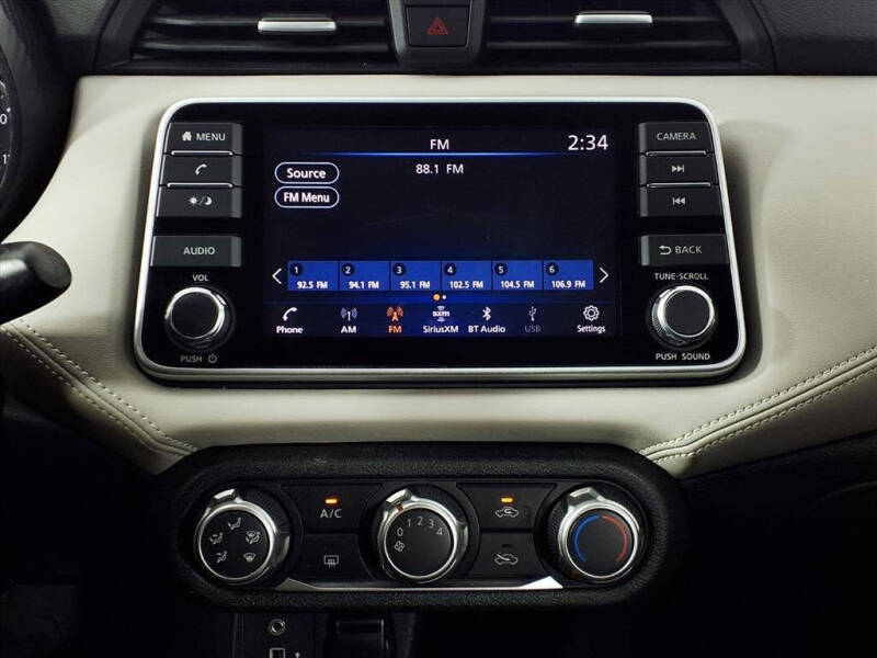 2020 Nissan Versa SV