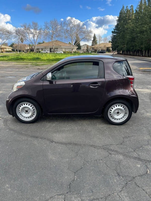 2013 Scion iQ