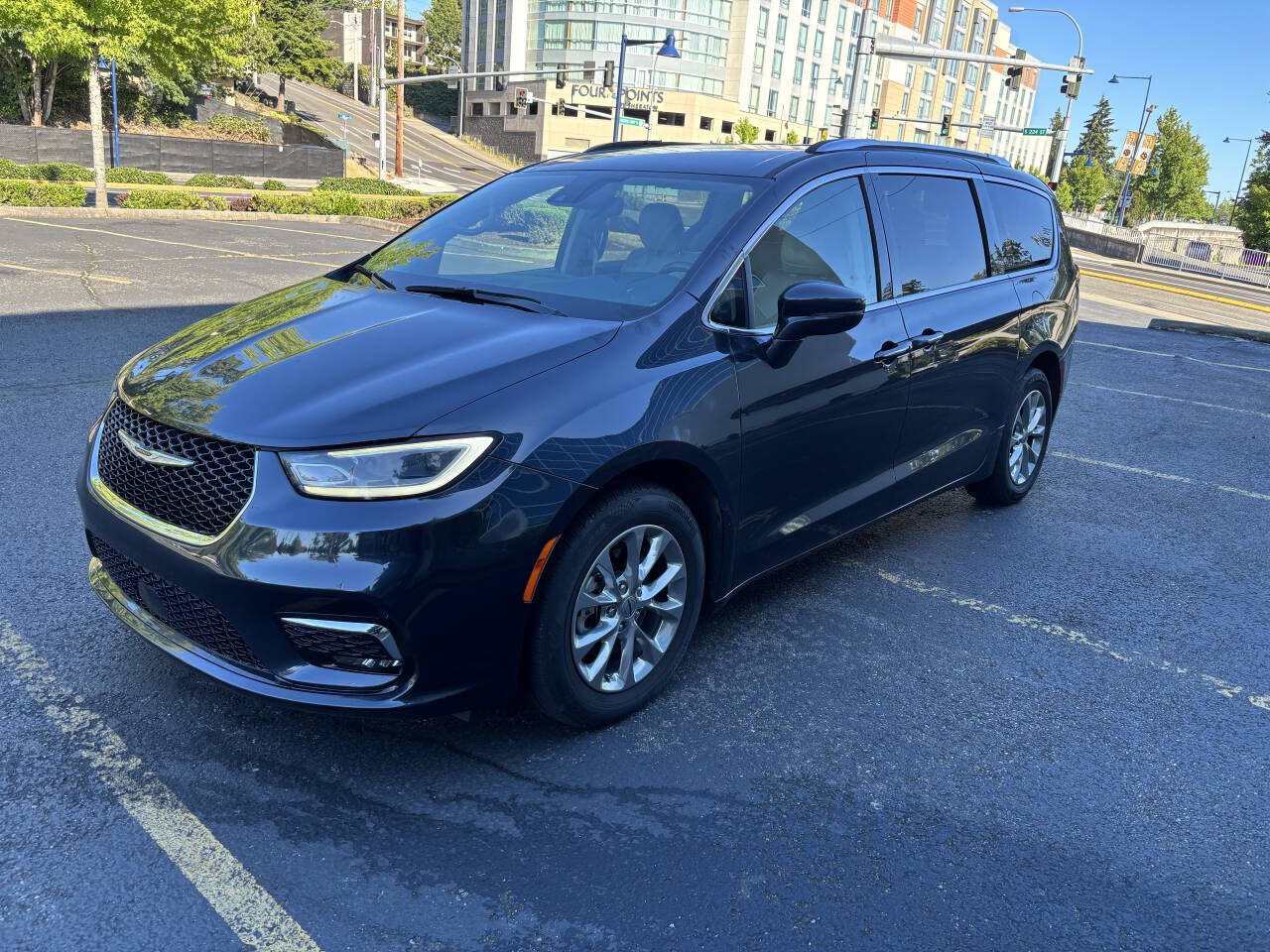 Blue 2021 Chrysler Pacifica Touring L Touring L 4dr Mini-Van 1