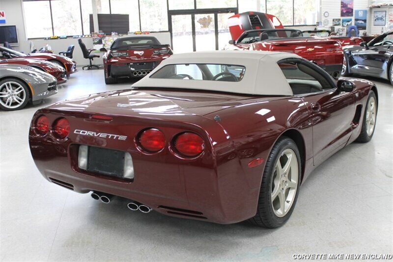 2003 Chevrolet Corvette 10