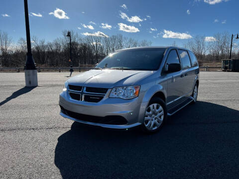 2019 Dodge Grand Caravan for sale at CLIFTON COLFAX AUTO MALL in Clifton NJ