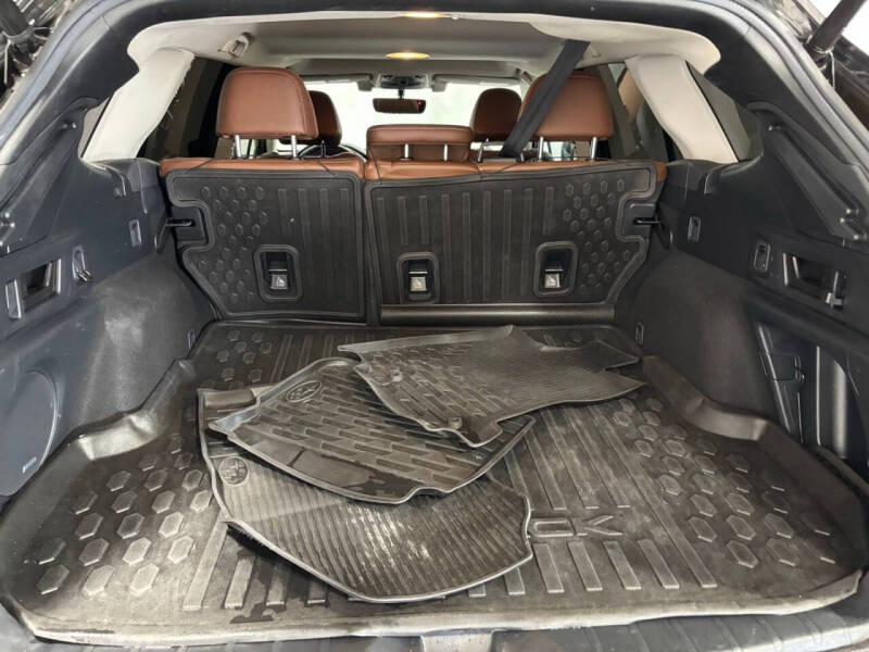 2021 Subaru Outback Touring XT