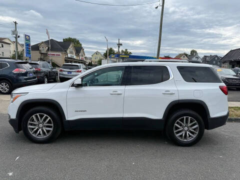 2017 GMC Acadia SLE-2