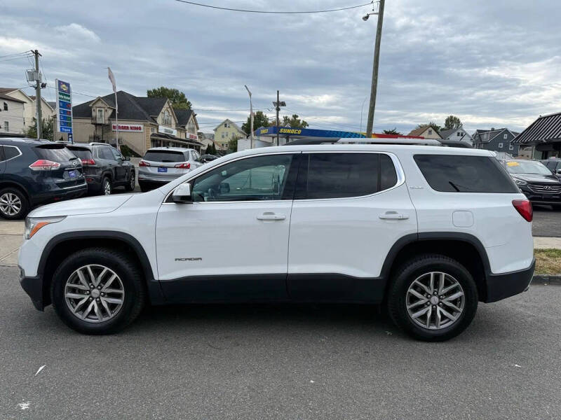 2017 GMC Acadia SLE-2