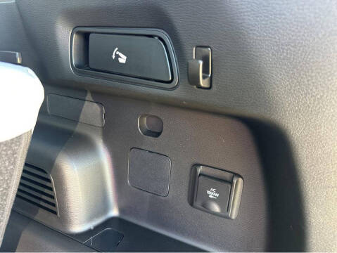 2023 Mitsubishi Outlander PHEV SEL