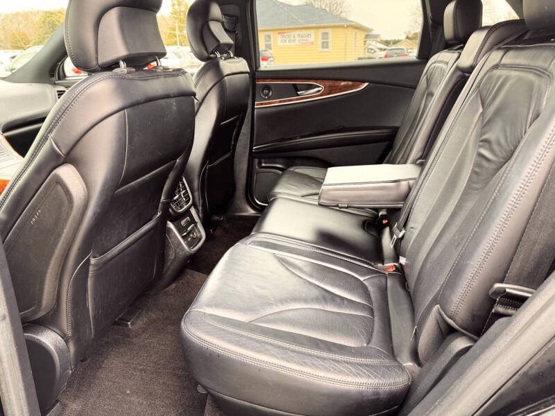 2016 Lincoln MKX Select