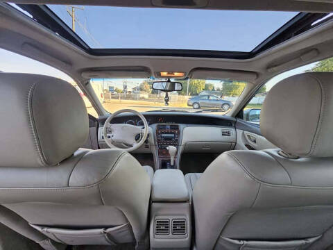 2000 Toyota Avalon XLS