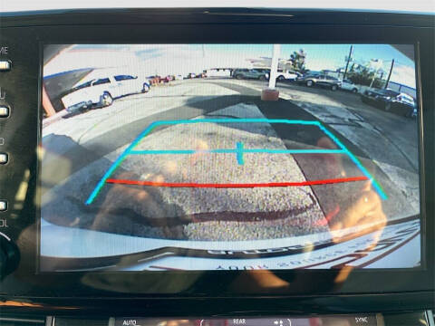 2022 Toyota Sienna LE 8-Passenger