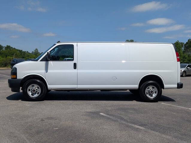 2022 GMC Savana 3500
