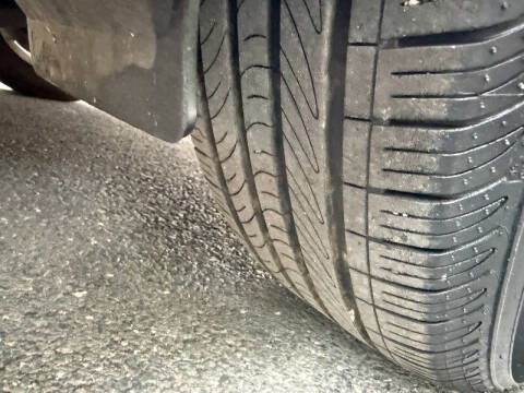 2013 Toyota Sienna LE 8-Passenger