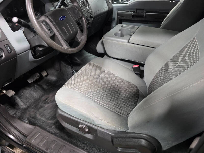 2012 Ford F-250 Super Duty XL