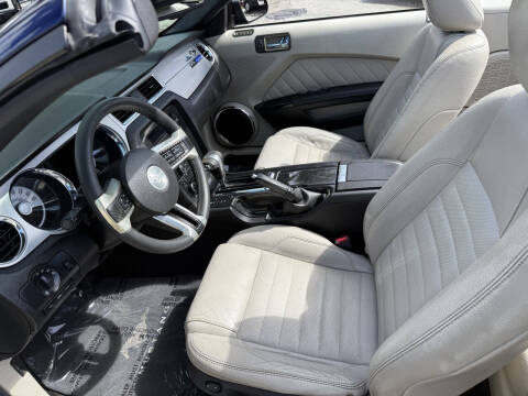 2011 Ford Mustang V6 Premium