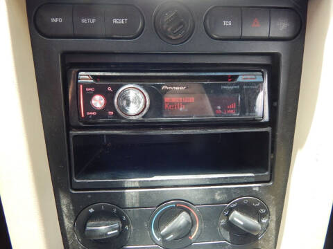 2008 Ford Mustang V6 Deluxe