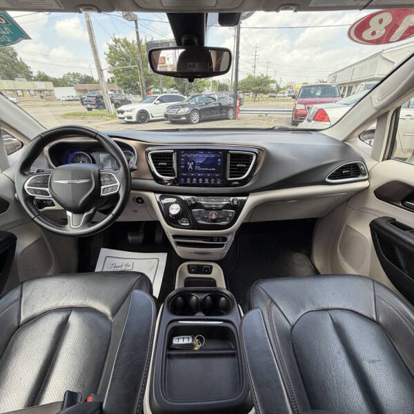 2018 Chrysler Pacifica Touring L