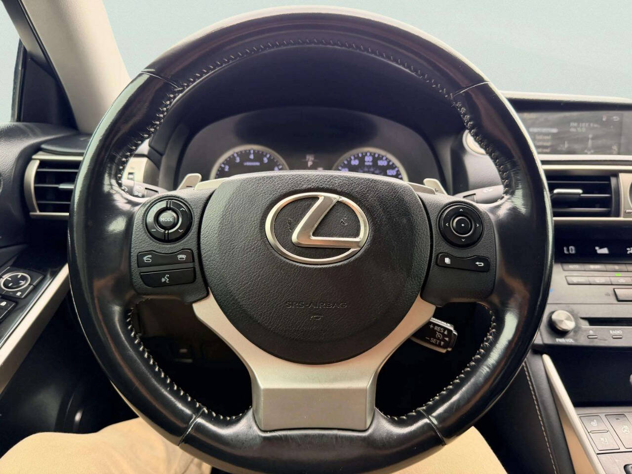 LexusIS 30029