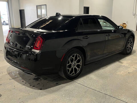 2017 Chrysler 300 S