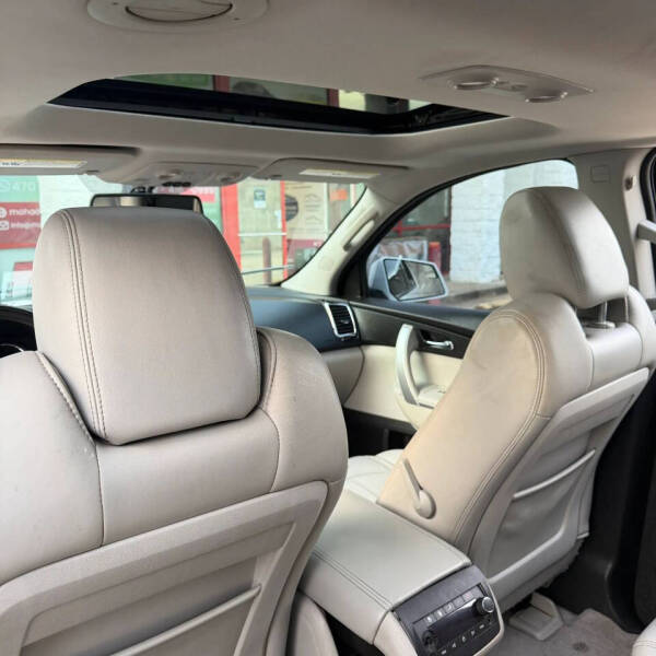 2010 GMC Acadia SLT-1