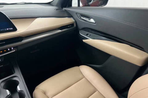 2024 Cadillac XT4 Luxury