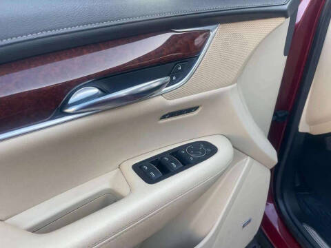 2017 Cadillac XT5 Premium Luxury