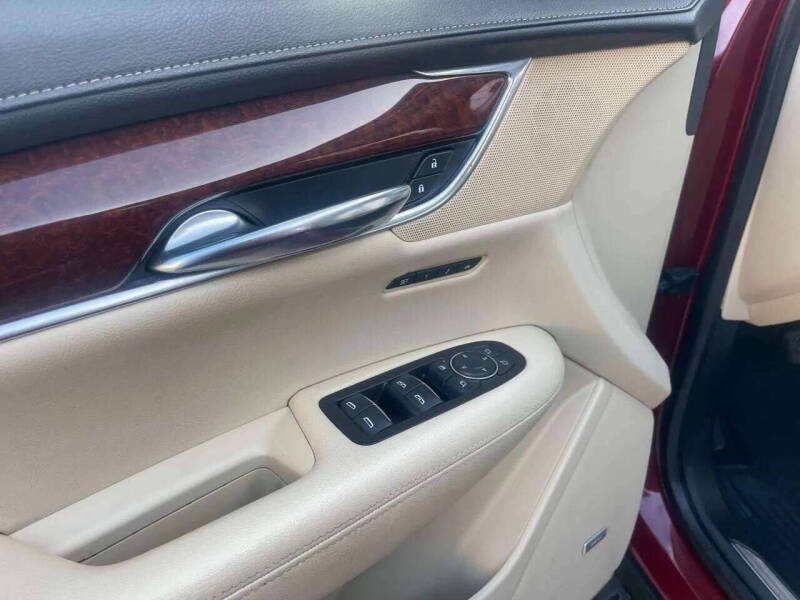 2017 Cadillac XT5 Premium Luxury