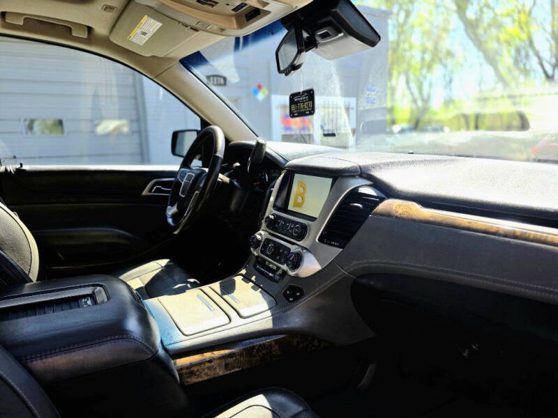 2015 GMC Yukon Denali