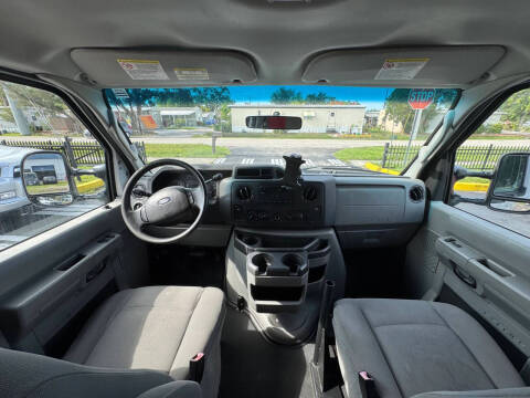 2013 Ford E-Series E-250