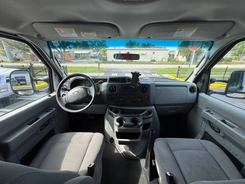 2013 Ford E-Series E-250