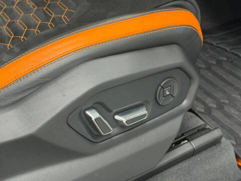 2022 Lamborghini Urus