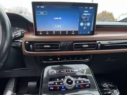 2023 Lincoln Nautilus Reserve