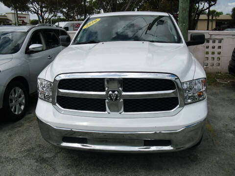 2016 RAM 1500 for sale at SUPERAUTO AUTO SALES INC in Hialeah FL