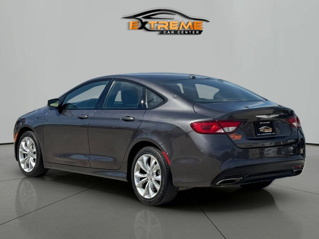 2015 Chrysler 200 for sale at Extreme Car Center in Detroit, MI