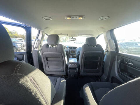 2017 Chevrolet Traverse LT