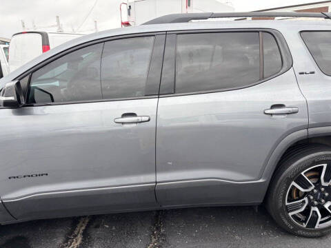 2021 GMC Acadia SLE