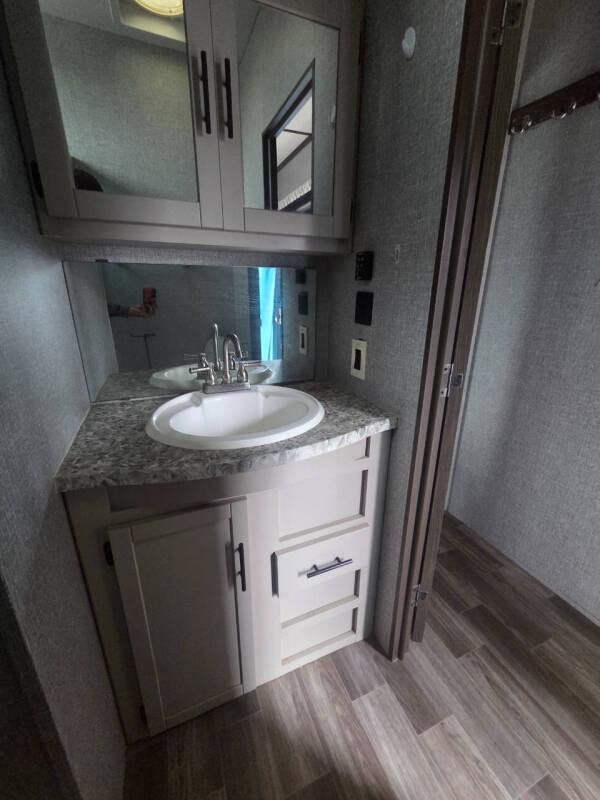 2020 Keystone RV HAMPTON