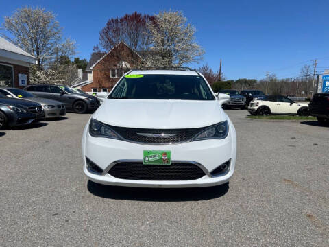 2020 Chrysler Pacifica Touring L