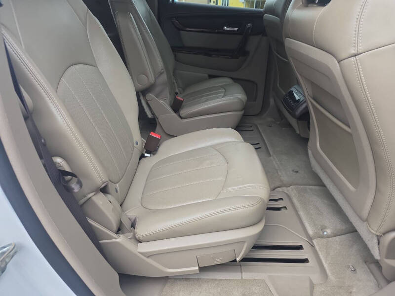 2016 GMC Acadia Denali