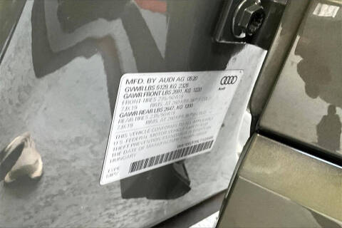 2020 Audi Q3 quattro S line Prem Plus 45 TFSI