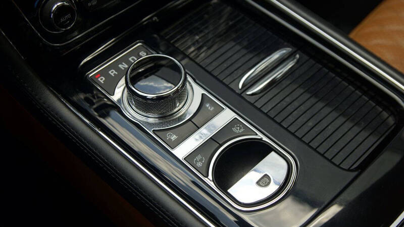 2016 Jaguar XJL Portfolio