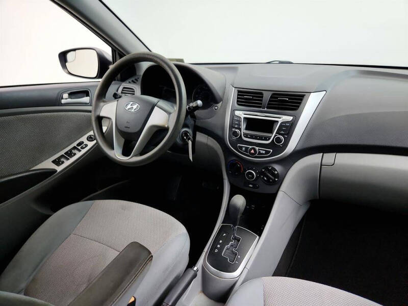 2014 Hyundai Accent GLS