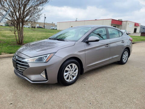 2020 Hyundai Elantra for sale at DFW Autohaus in Dallas TX