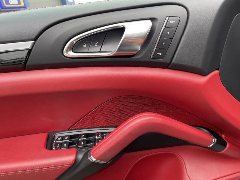 2015 Porsche Cayenne S