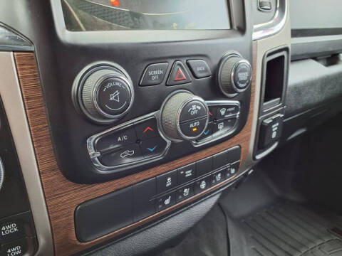 2017 RAM 1500 Laramie