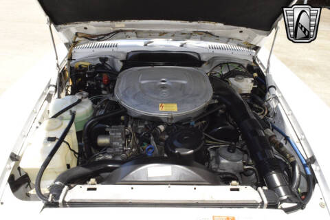 1987 Mercedes-Benz 560-Class 560 SL