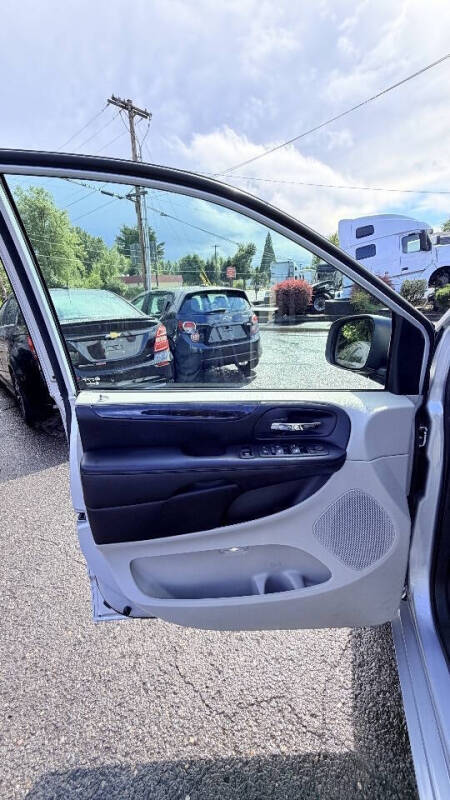 2012 Dodge Grand Caravan SE