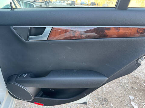 2012 Mercedes-Benz C-Class C 300 Luxury 4MATIC