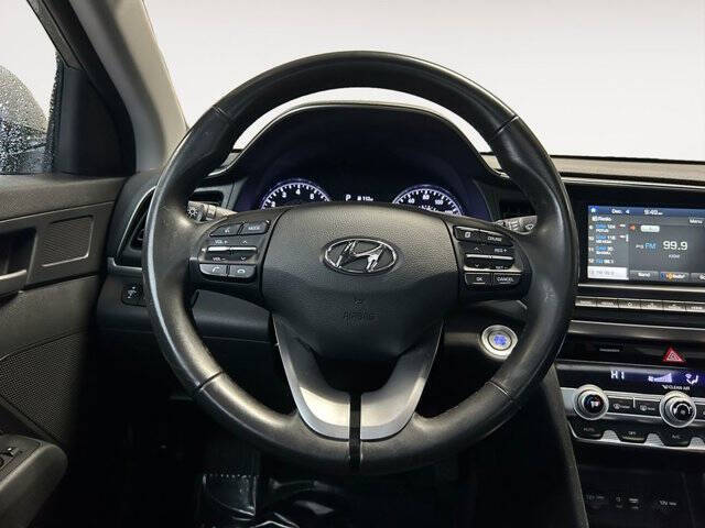 2020 Hyundai Elantra