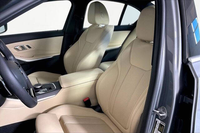 2025 BMW 3 Series 330i xDrive