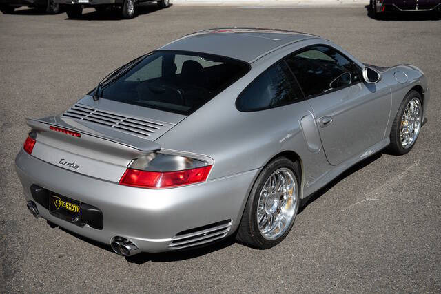 2003 Porsche 911 GT2